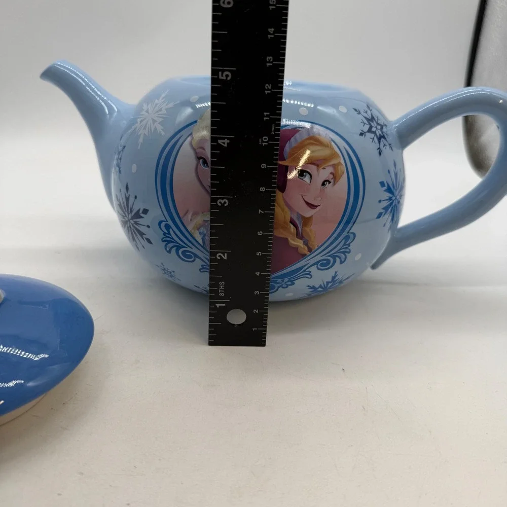 Disney Frozen Elsa Anna Ceramic Teapot Blue Snowflake Lid Movie Collectible